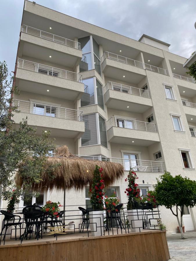 Hotel Vila Mare Durrës Exterior foto